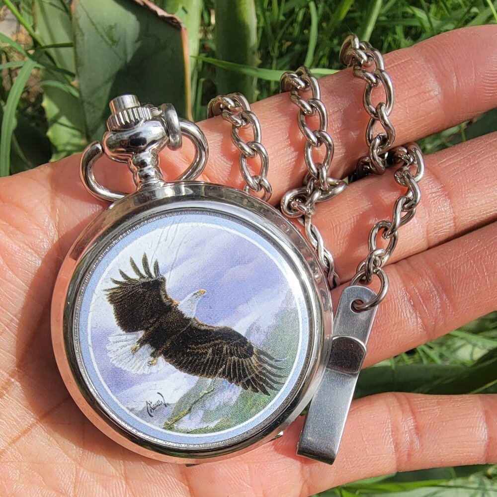 Vintage Al Agnew exclusive edition "Majestic Flight" bald eagle pocket watch